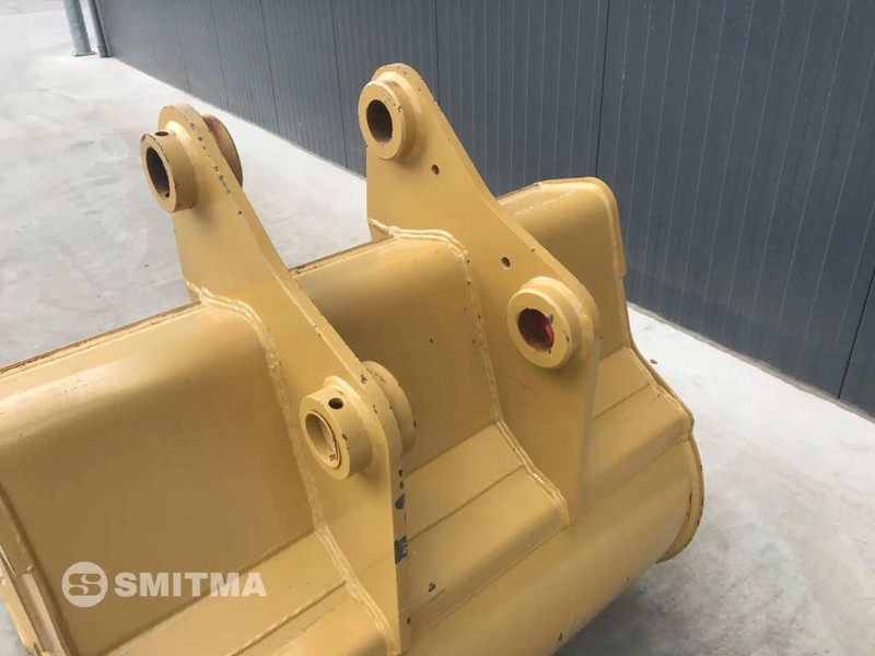 Cat M318F - Bucket for Construction machinery: picture 4 Cat M318F - Bucket for Construction machinery: picture 4