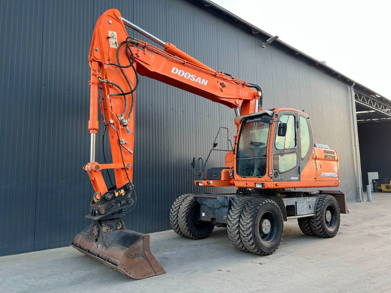 Doosan DX170W - Wheel excavator: picture 1 Doosan DX170W - Wheel excavator: picture 1