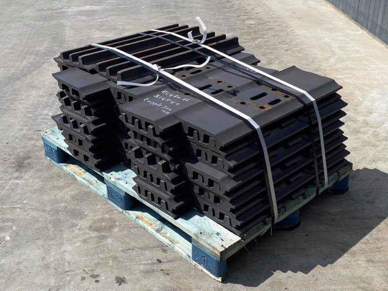 Komatsu PC300 / PC360 / PC400 Shoes/Pads - Frame/ Chassis for Construction machinery: picture 1 Komatsu PC300 / PC360 / PC400 Shoes/Pads - Frame/ Chassis for Construction machinery: picture 1