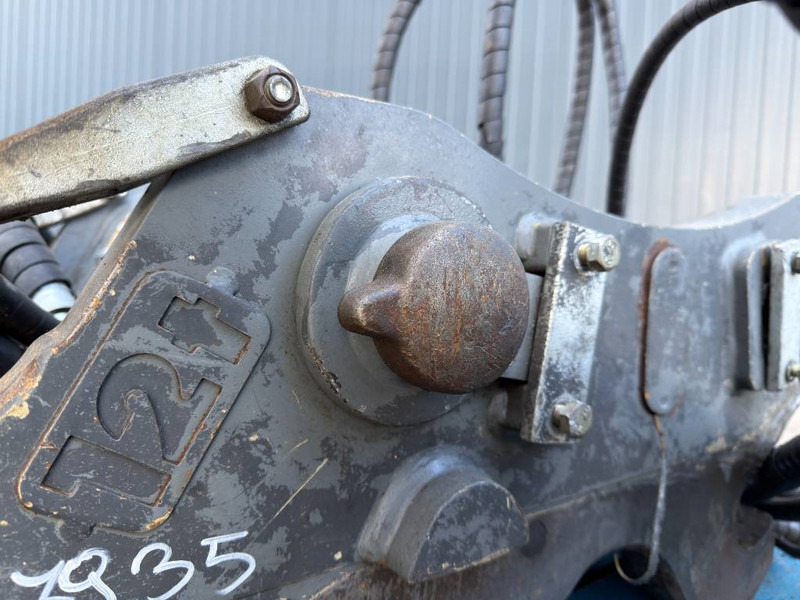 Quick coupler for Construction machinery Liebherr SWA48 - 323F Likufix: picture 10