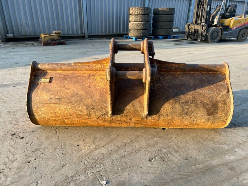 Miller Caterpillar 311D / 312D / 312E / 313F / 314D / 314 - Bucket for Construction machinery: picture 5 Miller Caterpillar 311D / 312D / 312E / 313F / 314D / 314 - Bucket for Construction machinery: picture 5