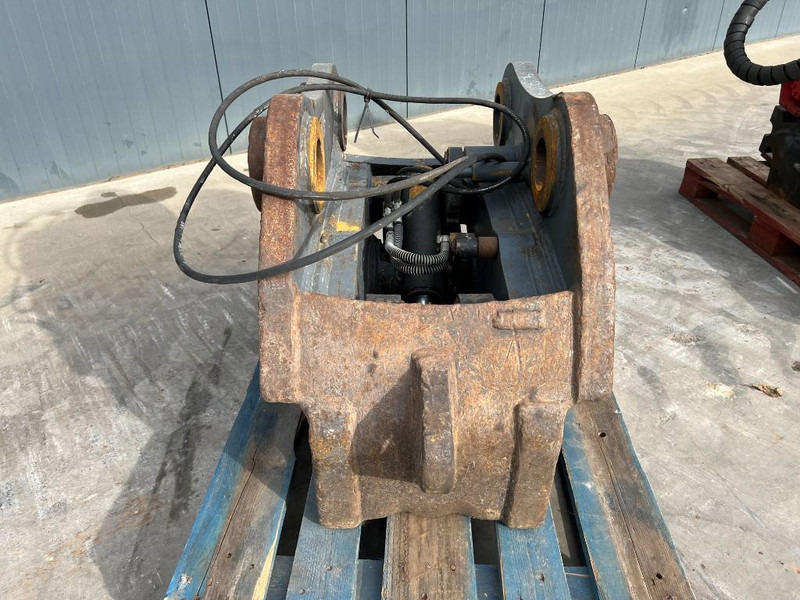 Miller Caterpillar 330C / 330D / 336D / 336E / 336F Geit - Quick coupler for Construction machinery: picture 2 Miller Caterpillar 330C / 330D / 336D / 336E / 336F Geit - Quick coupler for Construction machinery: picture 2