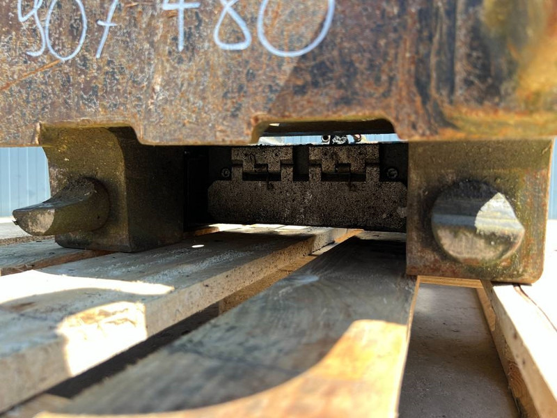 Quick coupler for Construction machinery OilQuick OQ65 - M314F / M316F / M318F: picture 13