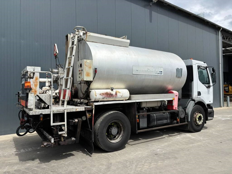 Renault Rincheval - 9.000 Liter - Asphalt distributor: picture 4 Renault Rincheval - 9.000 Liter - Asphalt distributor: picture 4