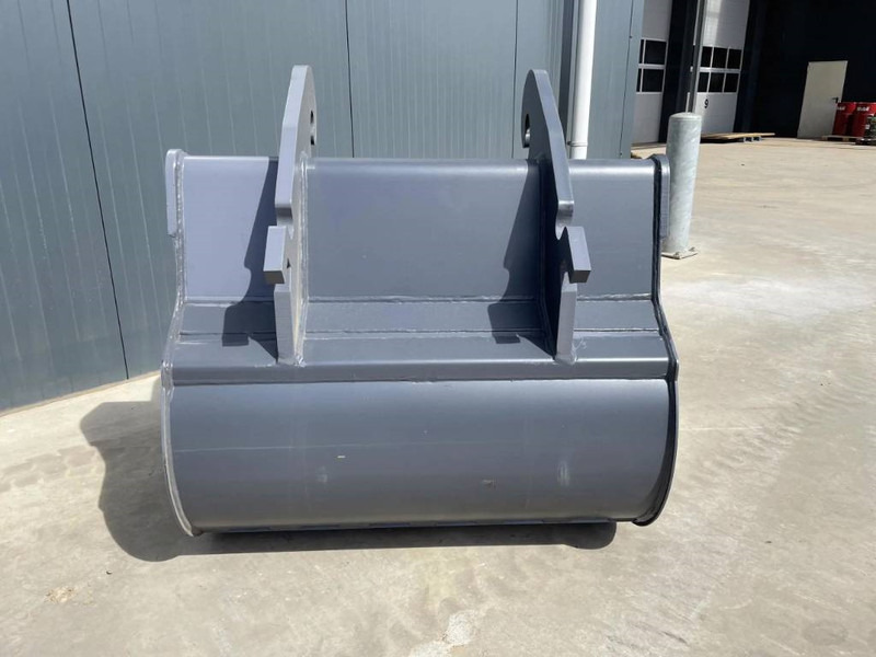 Smitma CW30 1.20m - Bucket for Construction machinery: picture 3 Smitma CW30 1.20m - Bucket for Construction machinery: picture 3