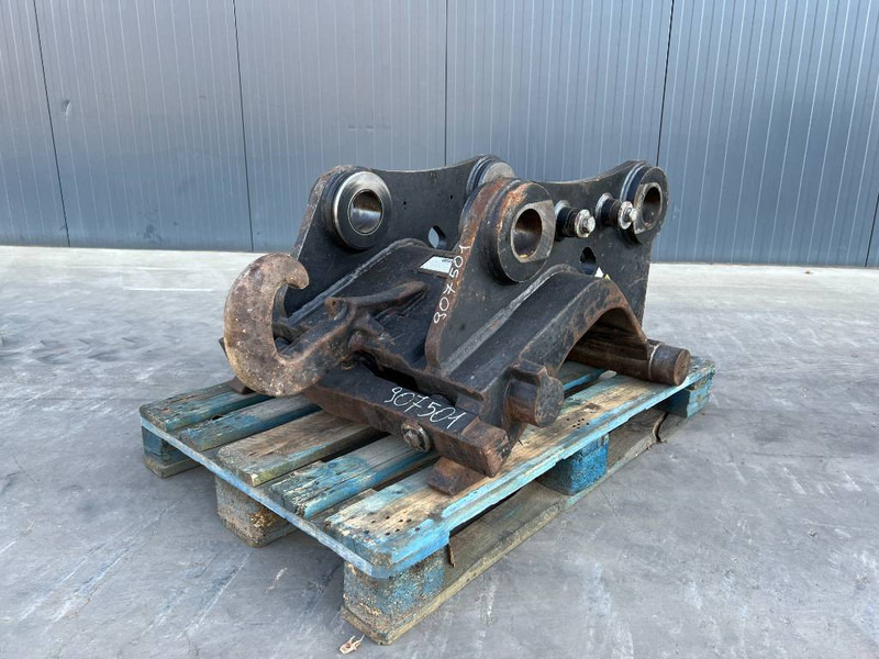 Verachtert CW45 - 329E - Quick coupler for Construction machinery: picture 1 Verachtert CW45 - 329E - Quick coupler for Construction machinery: picture 1