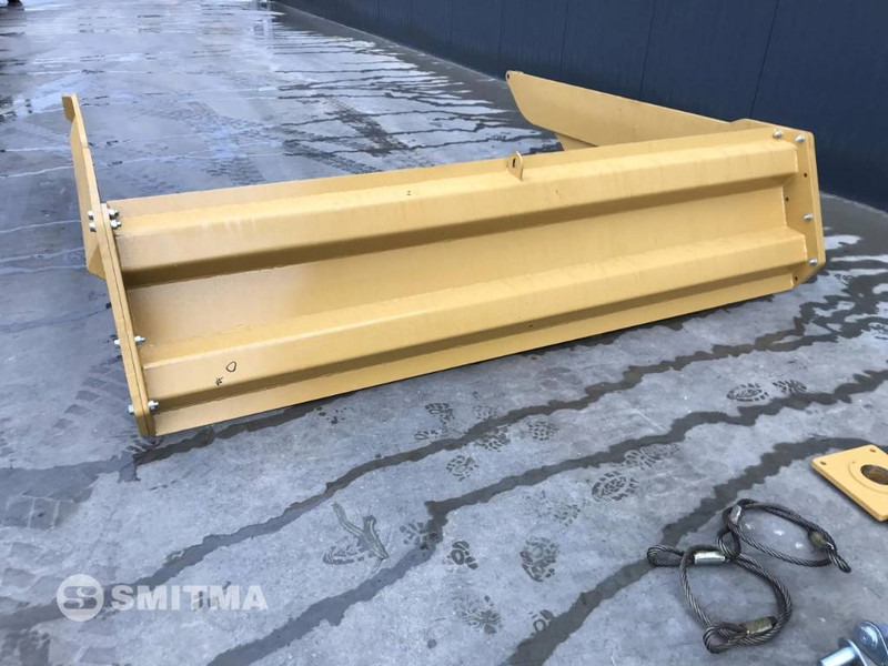 Volvo A25F - Tail lift for Construction machinery: picture 5 Volvo A25F - Tail lift for Construction machinery: picture 5