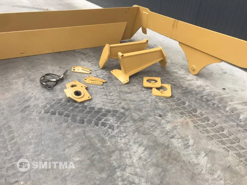 Volvo A30E - Tail lift for Construction machinery: picture 5 Volvo A30E - Tail lift for Construction machinery: picture 5