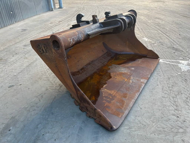 Volvo S1 - Bucket for Construction machinery: picture 3 Volvo S1 - Bucket for Construction machinery: picture 3