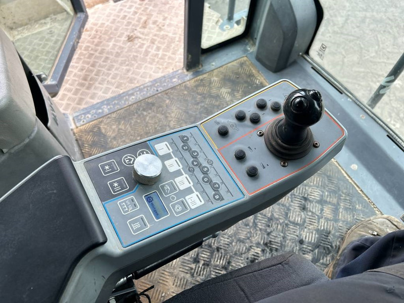 Wirtgen WR200XLi - Roller: picture 4 Wirtgen WR200XLi - Roller: picture 4