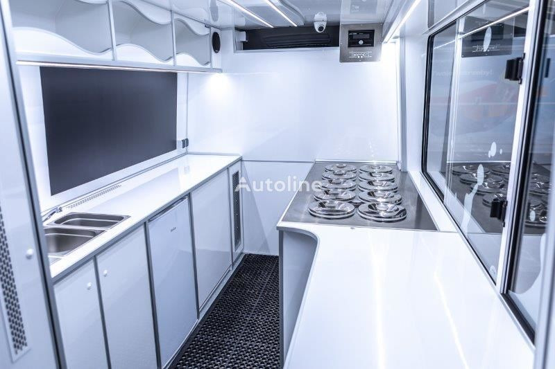Bannert ICE Truck / Witryna Lodowa / Lody / Ice Cream - Vending truck: picture 4 Bannert ICE Truck / Witryna Lodowa / Lody / Ice Cream - Vending truck: picture 4