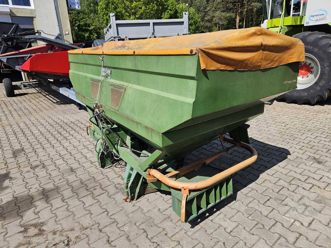 Amazone - Slurry injector: picture 1 Amazone - Slurry injector: picture 1