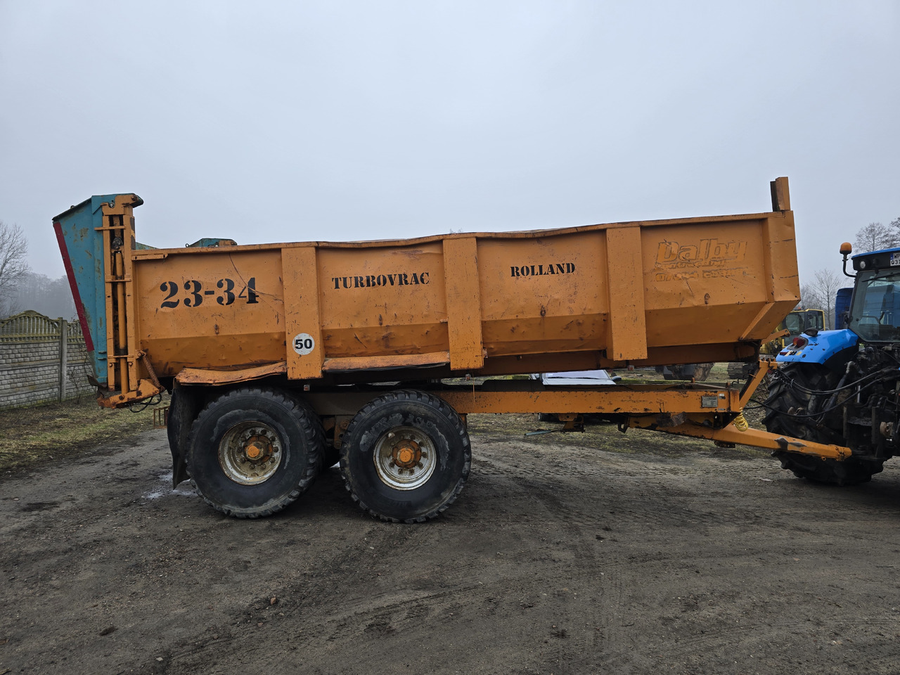 ROLLAND TURBOVRAC 23-34 - Farm tipping trailer/ Dumper: picture 1 ROLLAND TURBOVRAC 23-34 - Farm tipping trailer/ Dumper: picture 1