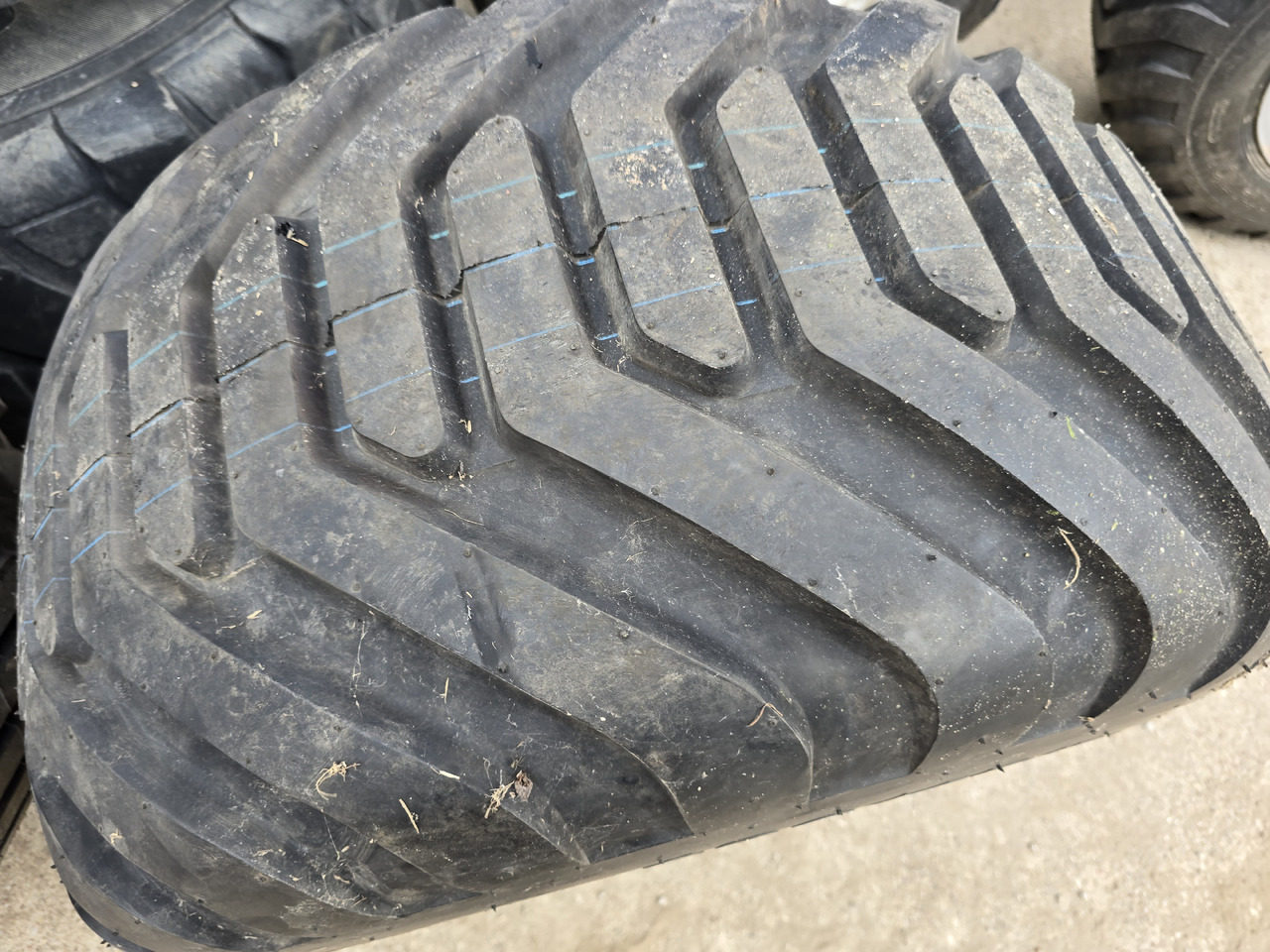 STARCO 480/45-17 - Wheel and tire package for Agricultural machinery: picture 5 STARCO 480/45-17 - Wheel and tire package for Agricultural machinery: picture 5