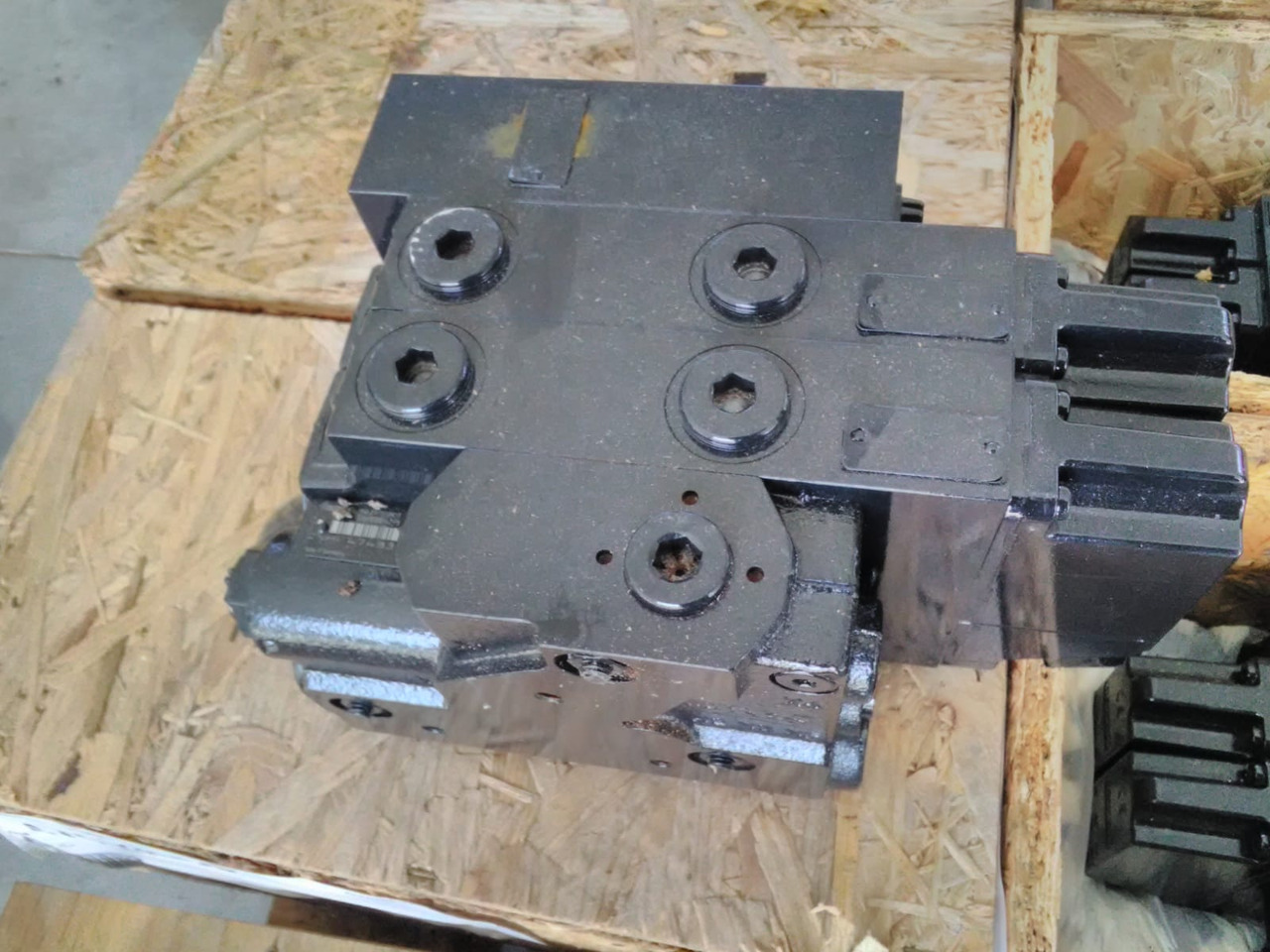 CNH 47433959 - Spare parts for Agricultural machinery: picture 4 CNH 47433959 - Spare parts for Agricultural machinery: picture 4