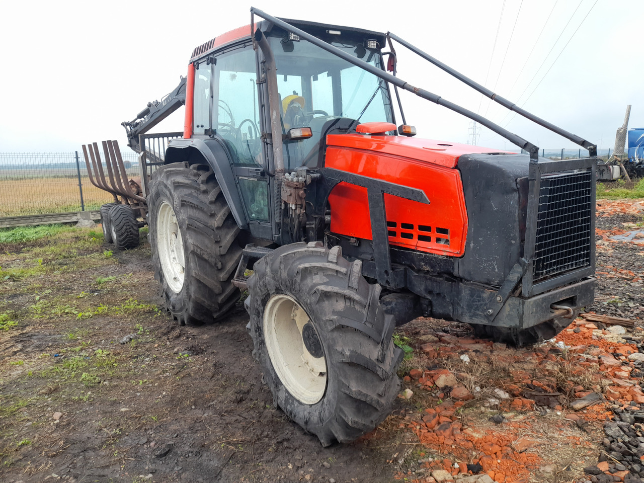 Valtra / Fao Far 6250 / 4768 - Forestry tractor: picture 4 Valtra / Fao Far 6250 / 4768 - Forestry tractor: picture 4