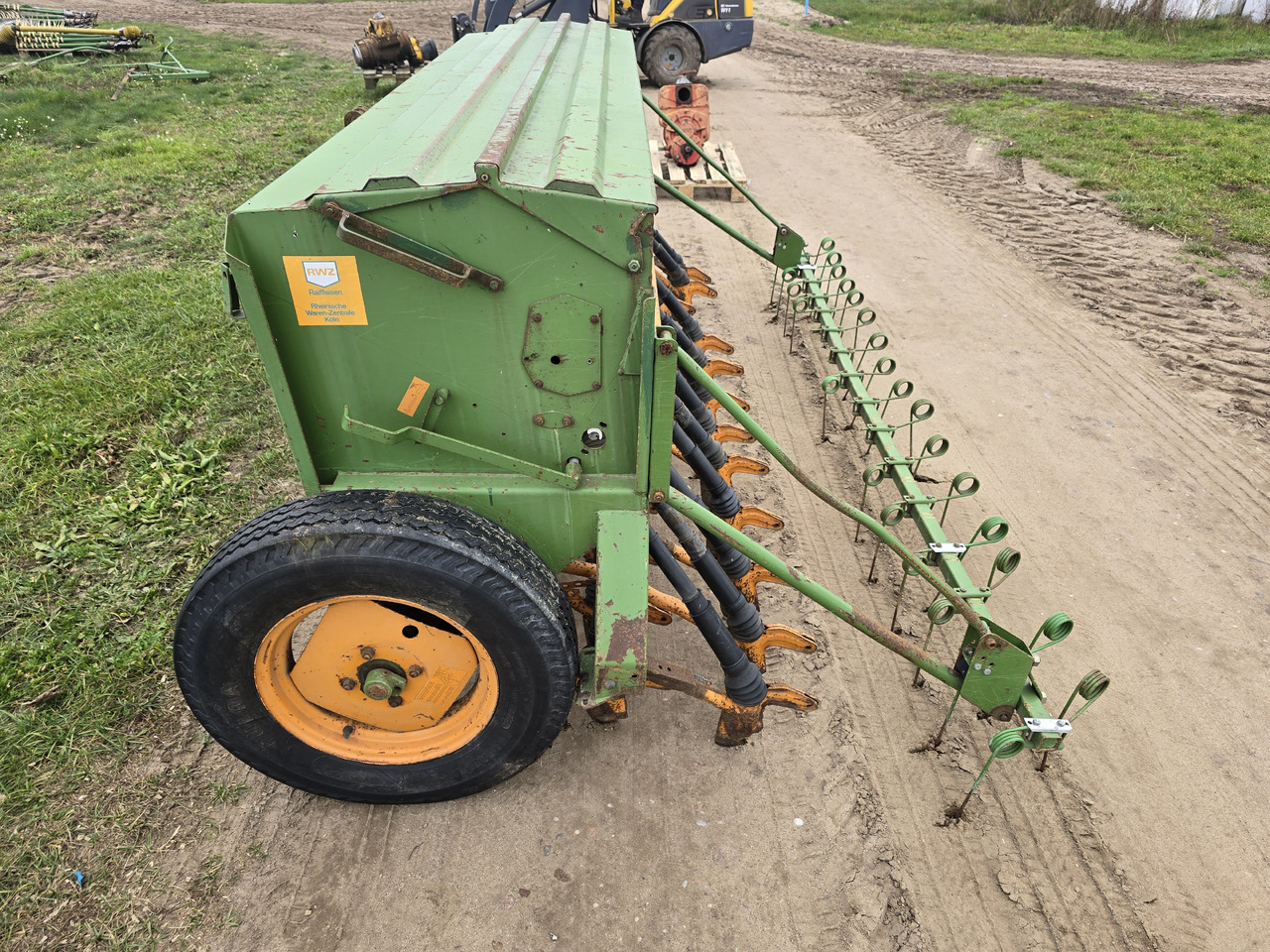 Amazone D7 SUPER-S Typ 30 - Sowing equipment: picture 5 Amazone D7 SUPER-S Typ 30 - Sowing equipment: picture 5