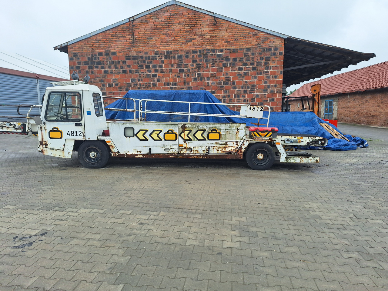 Inna MEF9 - Belt loader: picture 3 Inna MEF9 - Belt loader: picture 3