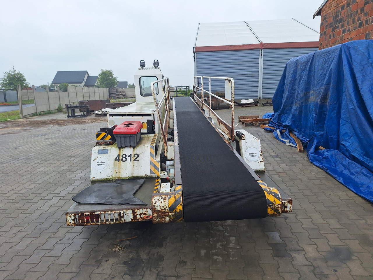 Inna MEF9 - Belt loader: picture 1 Inna MEF9 - Belt loader: picture 1