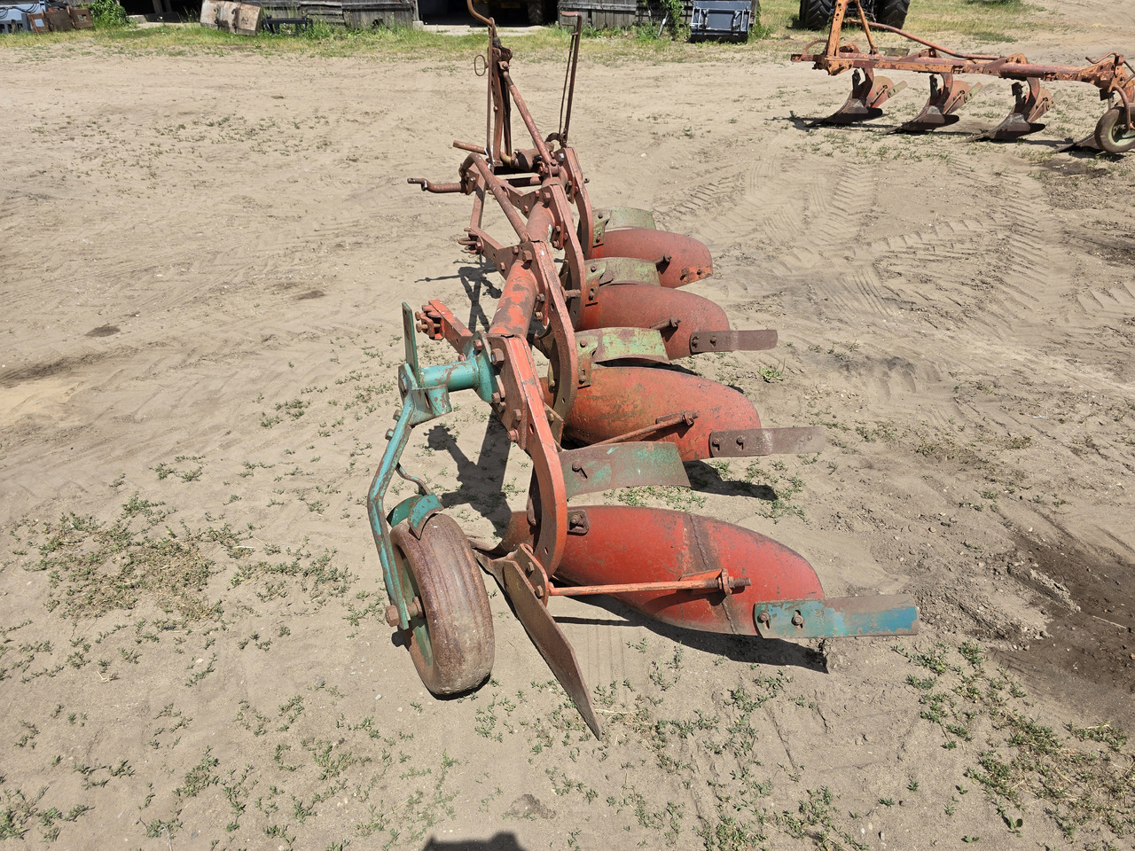 Kverneland 4 skibowy zagonowy - Plow: picture 4 Kverneland 4 skibowy zagonowy - Plow: picture 4