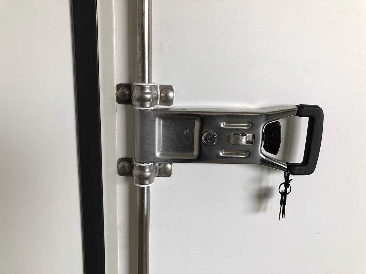 Closed box trailer BLYSS F2030HTD Aeroschräge Kofferanhänger: picture 26 Closed box trailer BLYSS F2030HTD Aeroschräge Kofferanhänger: picture 26