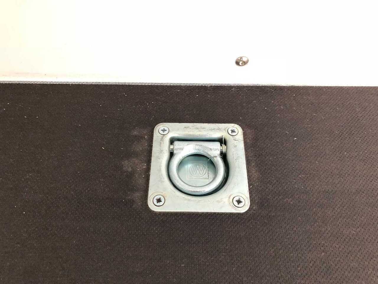 Closed box trailer BLYSS F2030HTD Aeroschräge Kofferanhänger: picture 18 Closed box trailer BLYSS F2030HTD Aeroschräge Kofferanhänger: picture 18