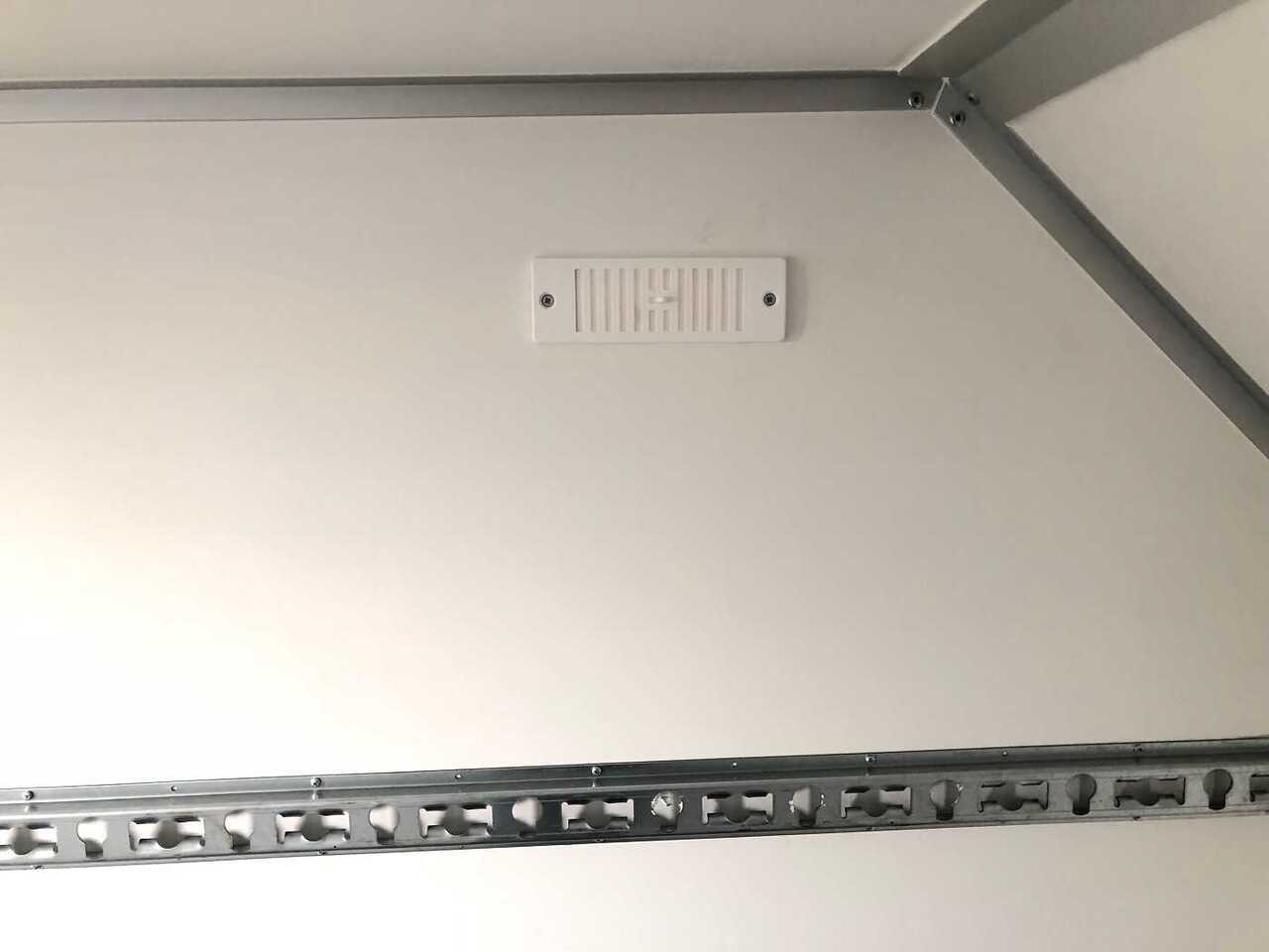 Closed box trailer BLYSS F2030HTD Aeroschräge Kofferanhänger: picture 11 Closed box trailer BLYSS F2030HTD Aeroschräge Kofferanhänger: picture 11