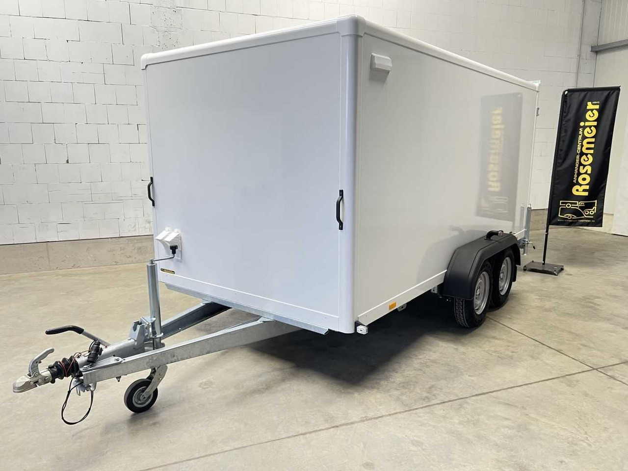 Closed box trailer BLYSS FS2740/180HTL Kofferanhänger: picture 23