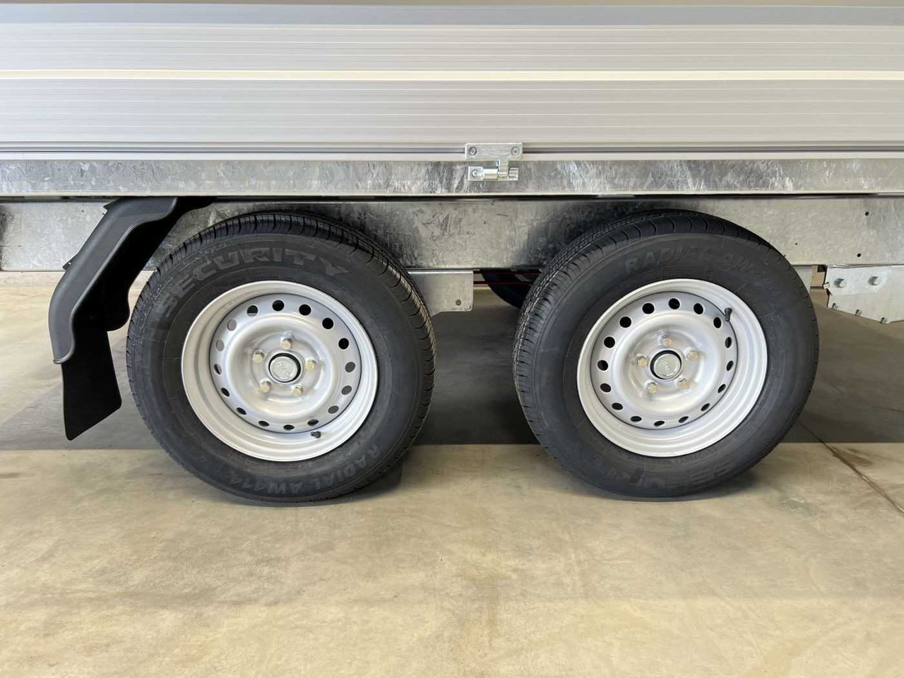 Tipper trailer BOECKMANN DK-AL 3218/27 P Eco Dreiseitenkipper: picture 16