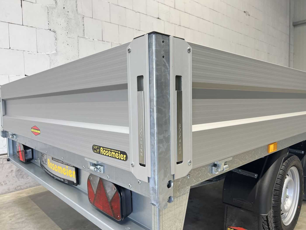 Dropside/ Flatbed trailer BOECKMANN HL-AL 3218/20 F ECO XXL Hochlader: picture 12 Dropside/ Flatbed trailer BOECKMANN HL-AL 3218/20 F ECO XXL Hochlader: picture 12