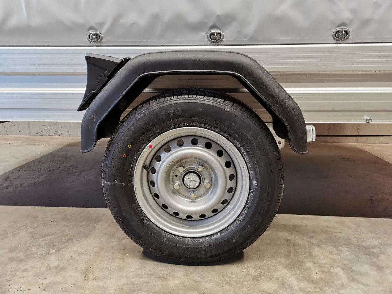 Car trailer BOECKMANN TL-AL 3015/135 Plane Kastenanhänger gebremst: picture 16