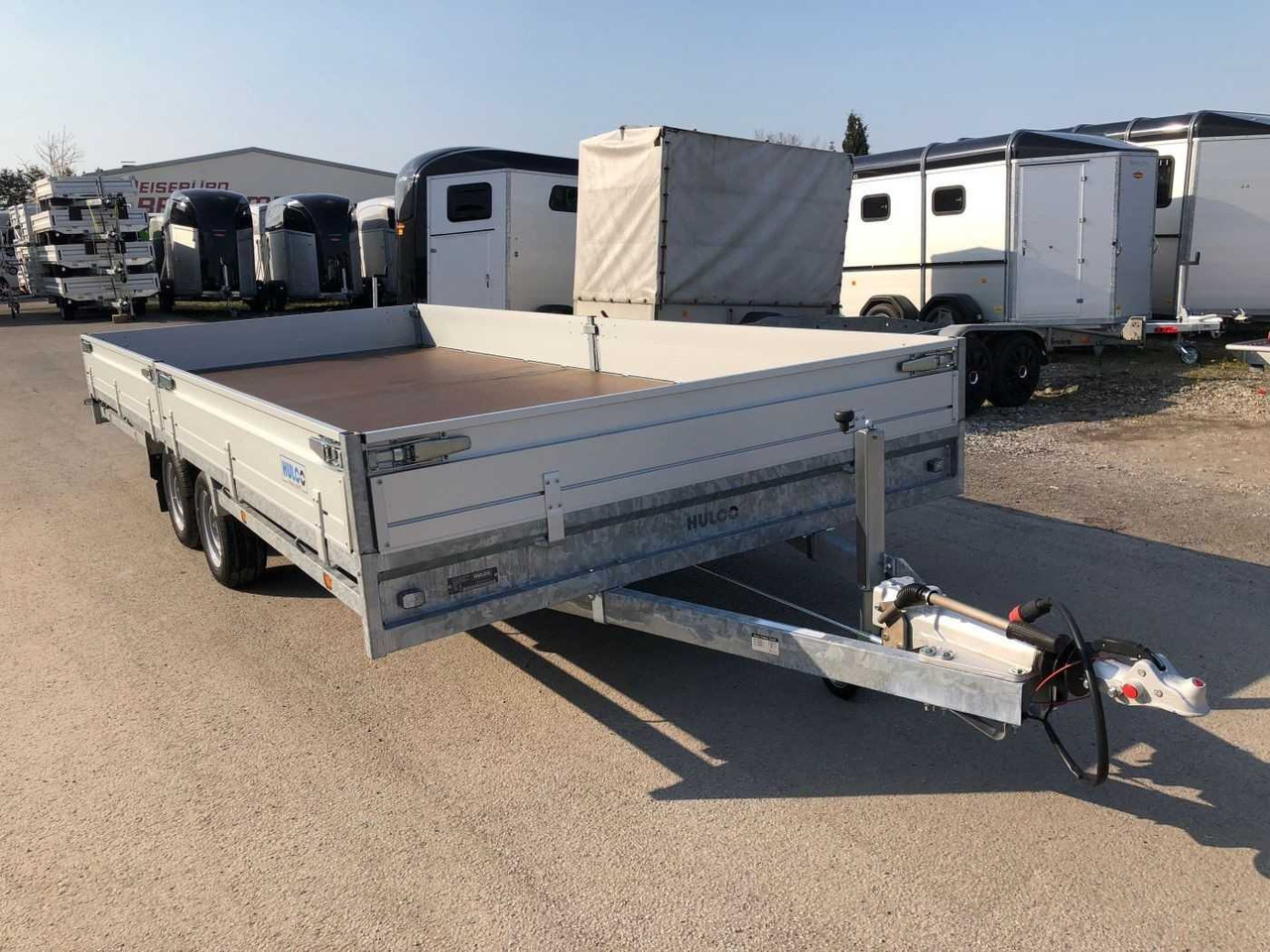 HULCO Medax-2 3500 Hochlader - Dropside/ Flatbed trailer: picture 2 HULCO Medax-2 3500 Hochlader - Dropside/ Flatbed trailer: picture 2