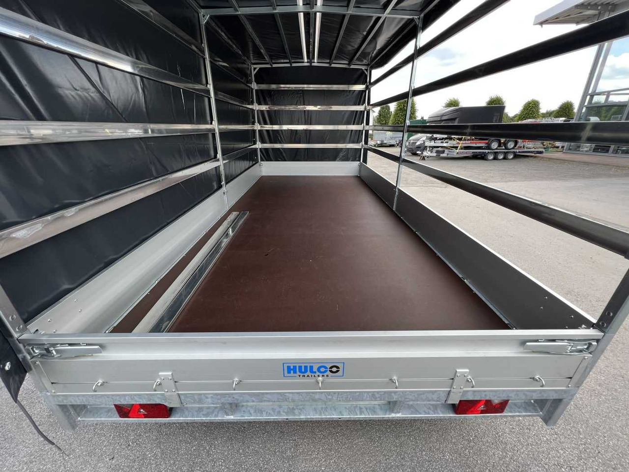HULCO Medax-3 3500 Plane Hochlader - Curtainsider trailer: picture 4 HULCO Medax-3 3500 Plane Hochlader - Curtainsider trailer: picture 4