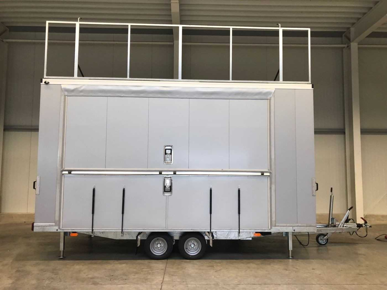 ROSEMEIER VE VE 27.46 SP Promotion 1 VKL Verkaufsanhänger - Vending trailer: picture 3 ROSEMEIER VE VE 27.46 SP Promotion 1 VKL Verkaufsanhänger - Vending trailer: picture 3