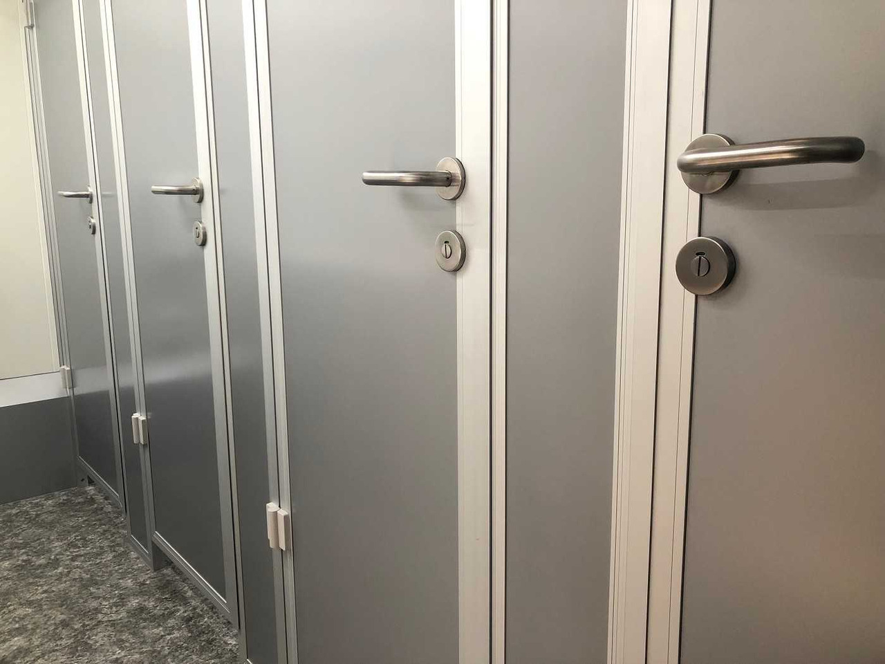 Trailer ROSEMEIER VE 4 Damen, 1 Herren, 4 Urinale Toilettenanhänger: picture 29