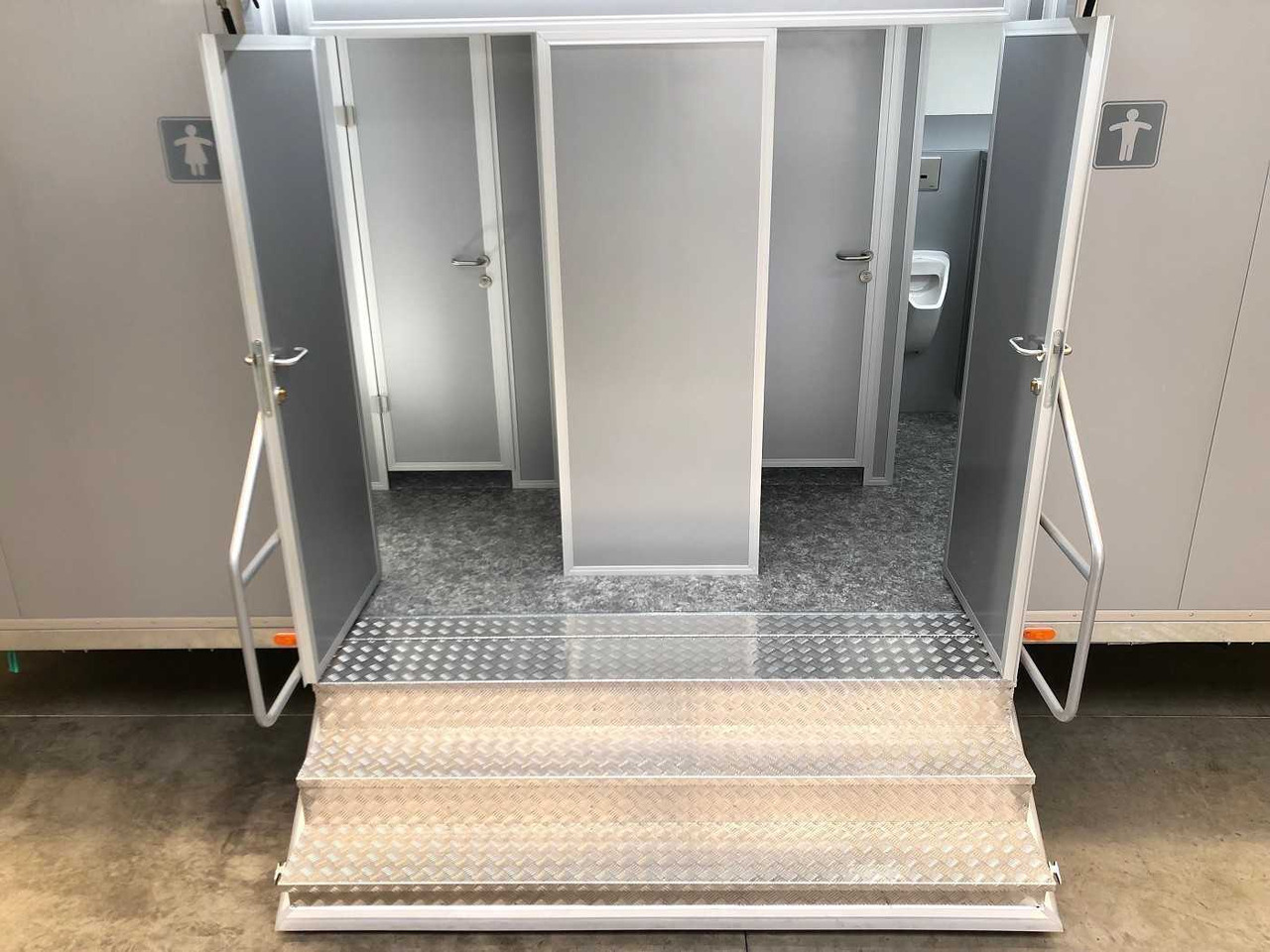 Trailer ROSEMEIER VE 4 Damen, 1 Herren, 4 Urinale Toilettenanhänger: picture 13