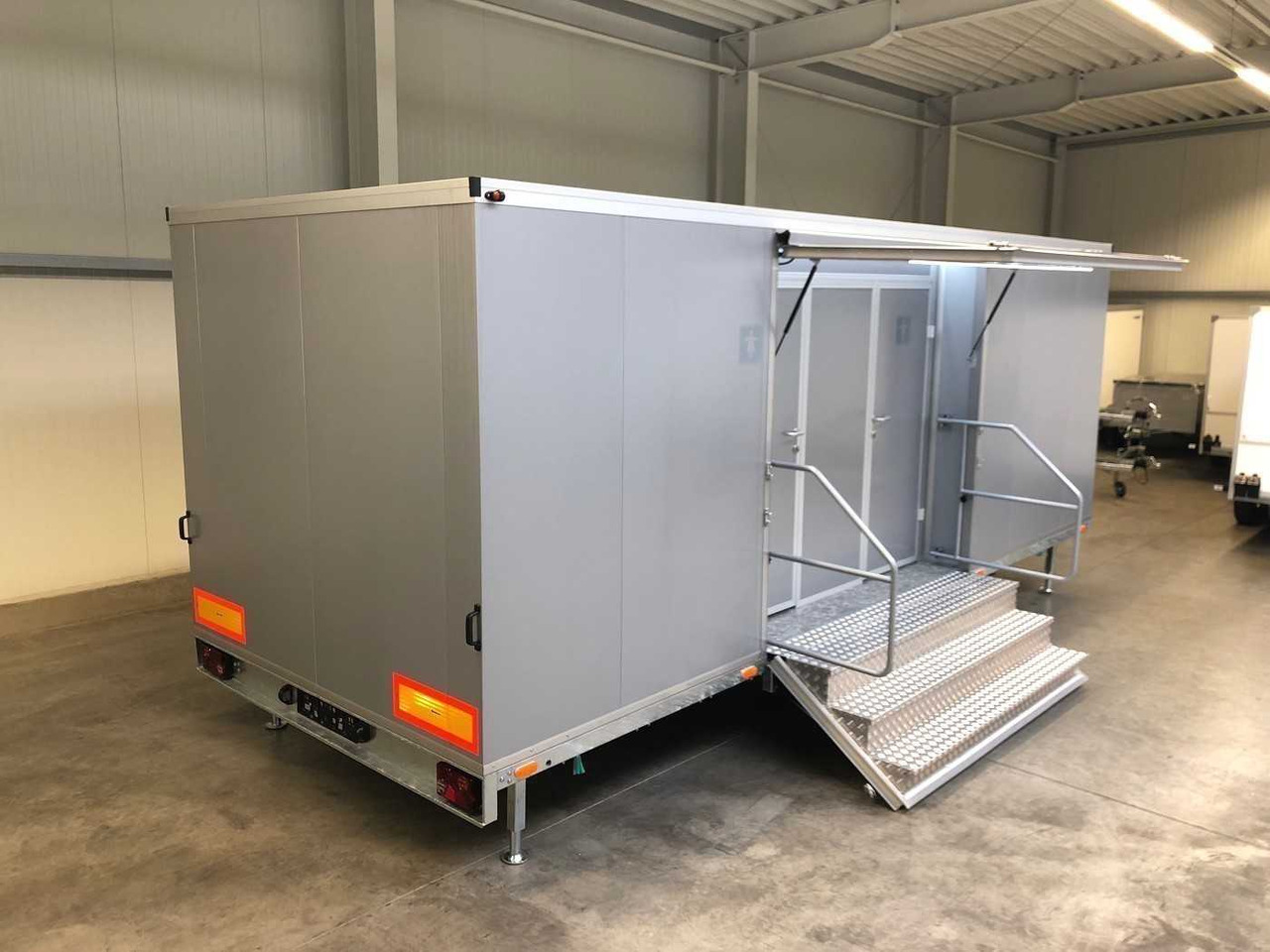 Trailer ROSEMEIER VE 4 Damen, 1 Herren, 4 Urinale Toilettenanhänger: picture 23