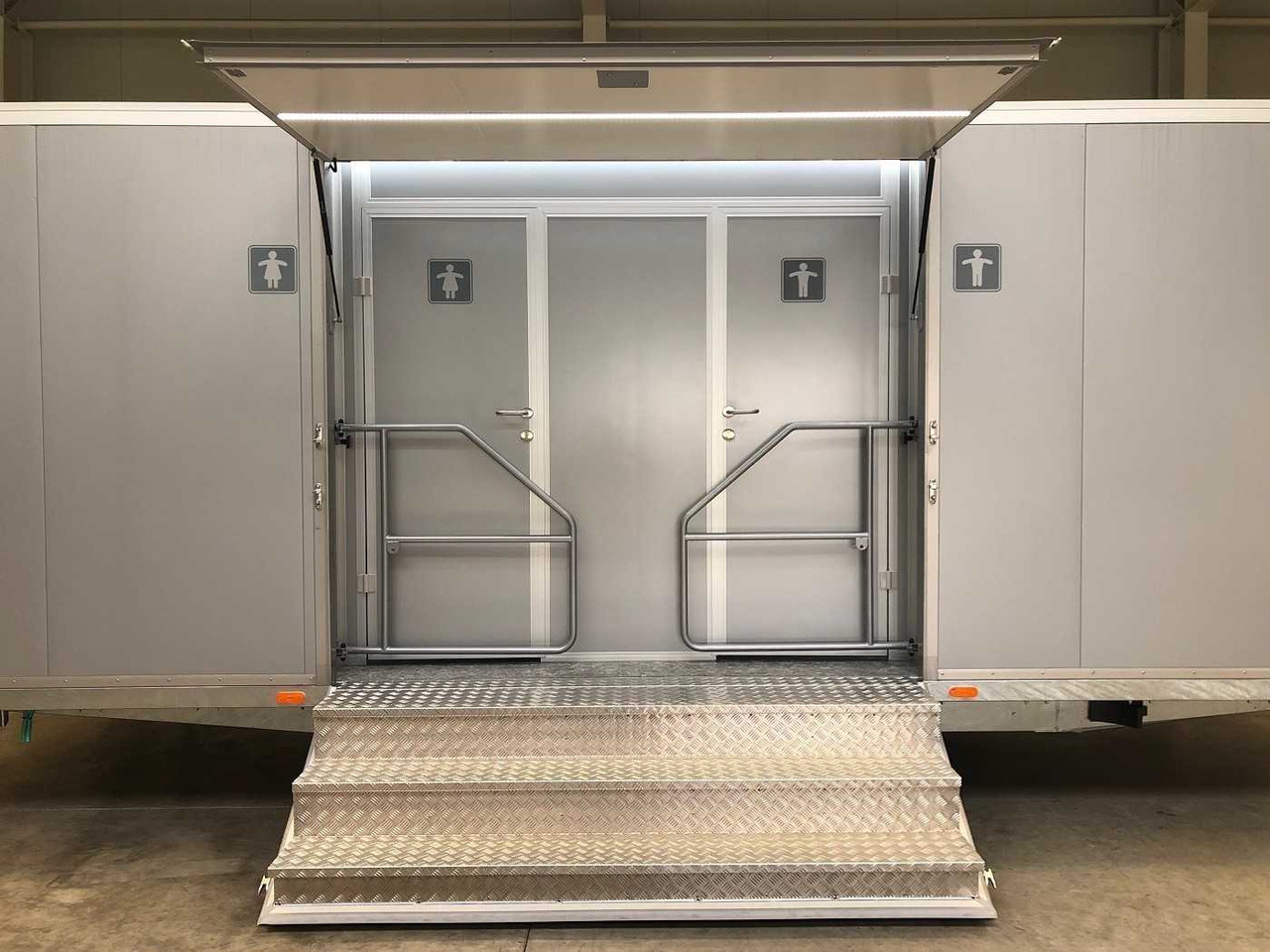 Trailer ROSEMEIER VE 4 Damen, 1 Herren, 4 Urinale Toilettenanhänger: picture 21