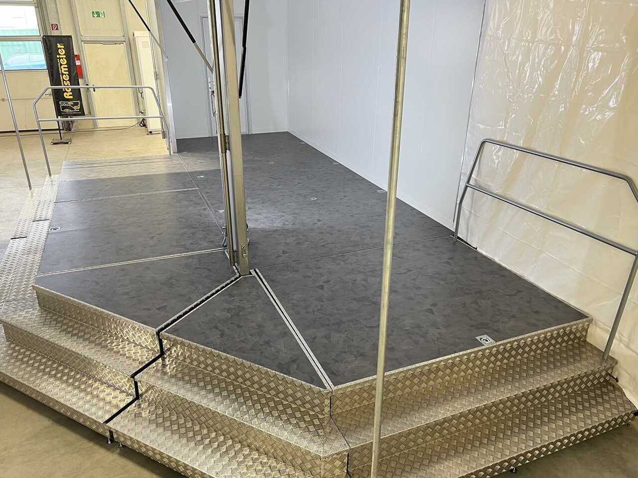 Vending trailer VEZEKO HK F 30.6 SP Treppe+Podest Promotion Verkauf: picture 10