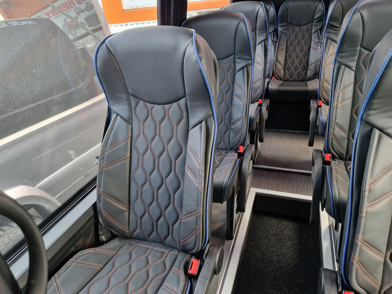 Minibus, Passenger van MERCEDES-BENZ Sprinter 519 4x4 high and low drive: picture 13