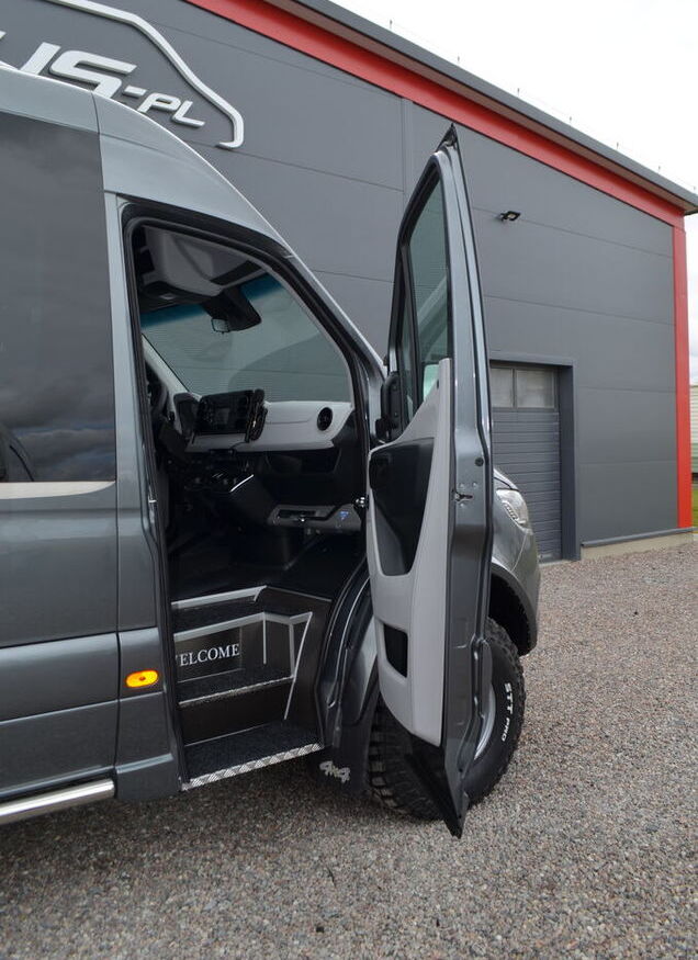 Minibus, Passenger van MERCEDES-BENZ Sprinter 519 4x4 high and low drive: picture 10