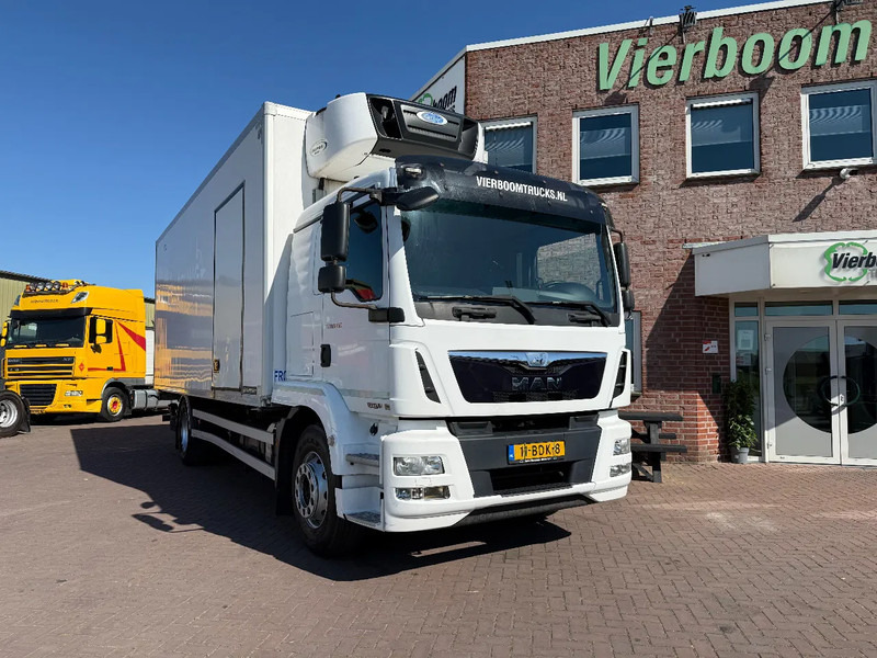 MAN TGM TGM 18.250 Kuhlkoffer mit Ladebordwand / Carrier / Lamberet / Holland Truck - Refrigerator truck: picture 1 MAN TGM TGM 18.250 Kuhlkoffer mit Ladebordwand / Carrier / Lamberet / Holland Truck - Refrigerator truck: picture 1