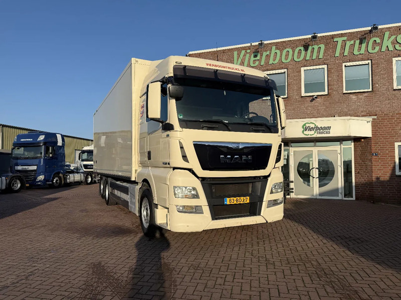 MAN TGX TGX 26.400 6X2-2 BL Iso Koffer mit LBW und Heizung EURO6 Holland Truck - Box truck: picture 1 MAN TGX TGX 26.400 6X2-2 BL Iso Koffer mit LBW und Heizung EURO6 Holland Truck - Box truck: picture 1