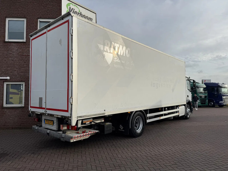 Mercedes-Benz Antos Antos 1824L mit 8.5m Isokoffer / 1.500kg Ladebordwand / Euro6 / Holland Truck - Box truck: picture 4 Mercedes-Benz Antos Antos 1824L mit 8.5m Isokoffer / 1.500kg Ladebordwand / Euro6 / Holland Truck - Box truck: picture 4