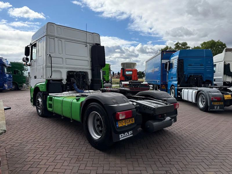 DAF XF 440 XF440 4X2 SPACECAB HOLLAND TRUCK - Tractor unit: picture 4 DAF XF 440 XF440 4X2 SPACECAB HOLLAND TRUCK - Tractor unit: picture 4