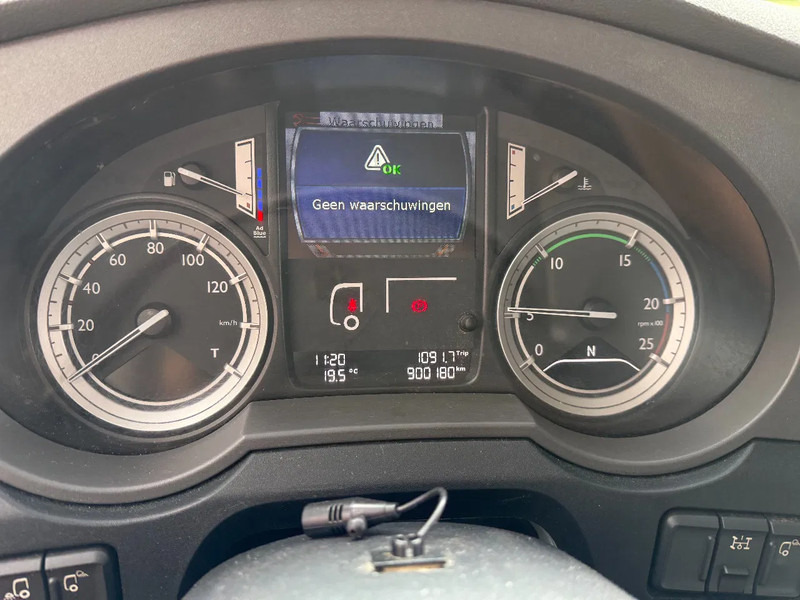 DAF XF 440 XF440 4X2 SPACECAB HOLLAND TRUCK - Tractor unit: picture 3 DAF XF 440 XF440 4X2 SPACECAB HOLLAND TRUCK - Tractor unit: picture 3