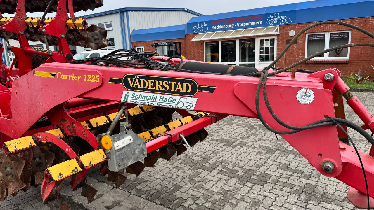 Leasing of Väderstad Carrier 1225 # CrossCutter#neue Steelrunner Väderstad Carrier 1225 # CrossCutter#neue Steelrunner: picture 22 Leasing of Väderstad Carrier 1225 # CrossCutter#neue Steelrunner Väderstad Carrier 1225 # CrossCutter#neue Steelrunner: picture 22