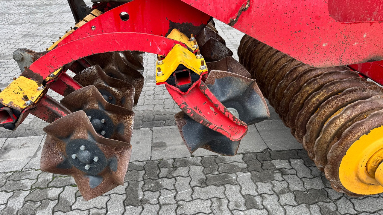 Leasing of Väderstad Carrier 1225 # CrossCutter#neue Steelrunner Väderstad Carrier 1225 # CrossCutter#neue Steelrunner: picture 17 Leasing of Väderstad Carrier 1225 # CrossCutter#neue Steelrunner Väderstad Carrier 1225 # CrossCutter#neue Steelrunner: picture 17