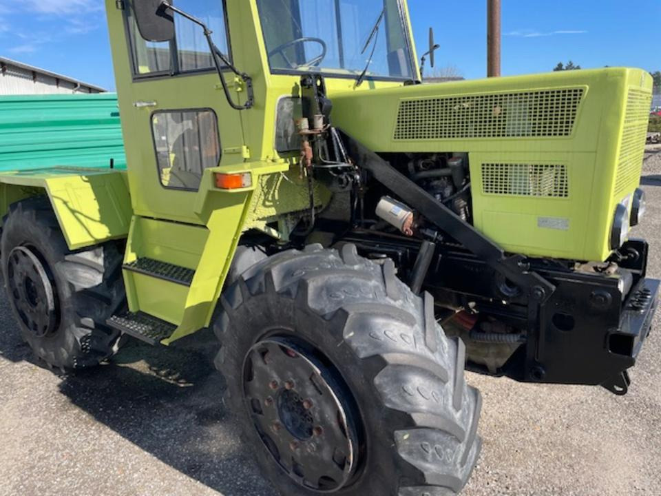MB-Trac 8001 - Farm tractor: picture 2 MB-Trac 8001 - Farm tractor: picture 2