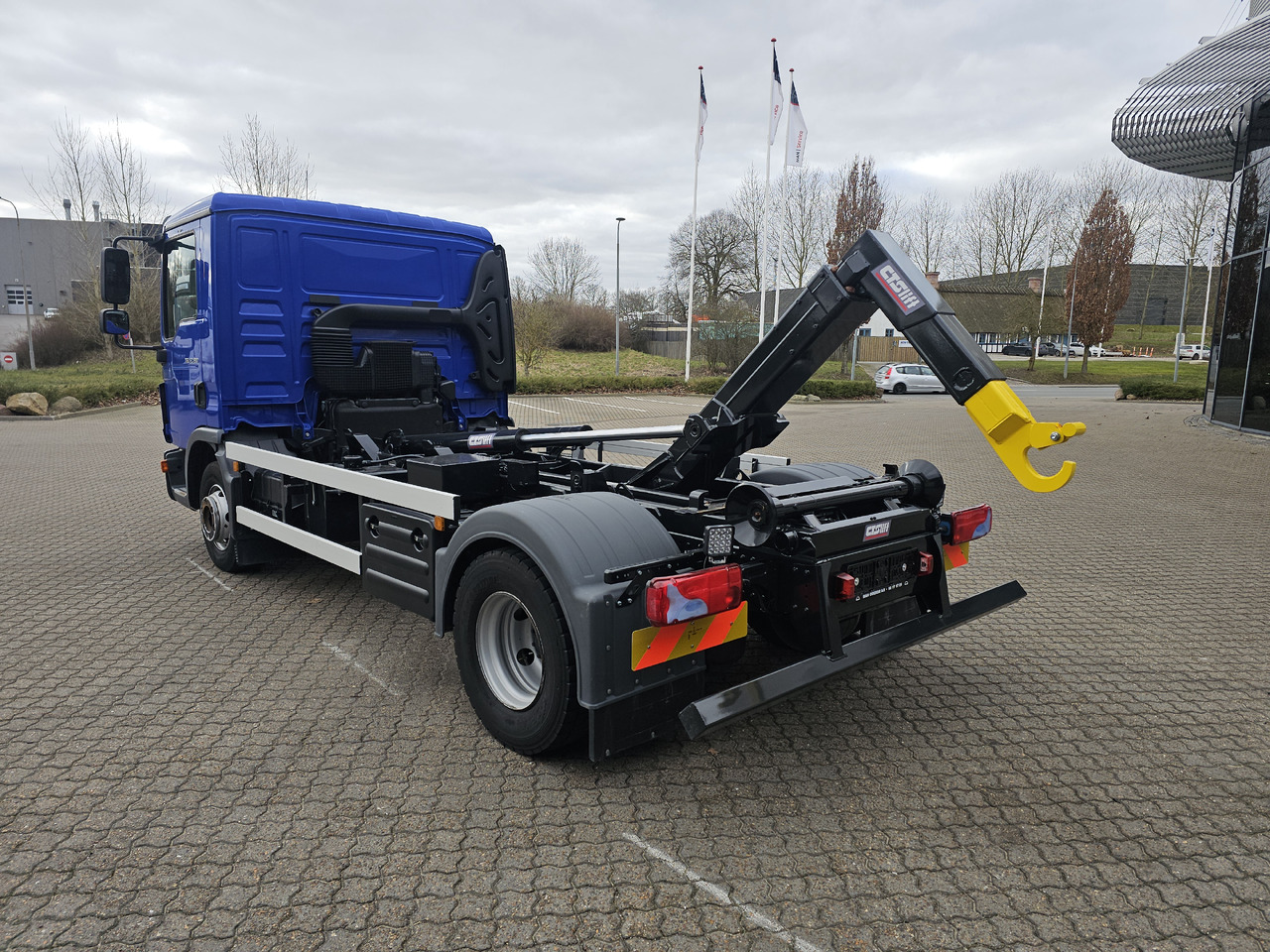 Hook lift truck MAN TGL 12.190 BL: picture 22
